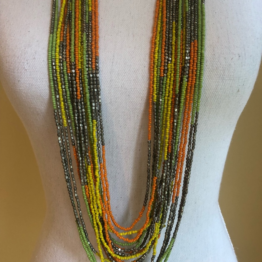 Beaded Necklace - Picture 3 of 6